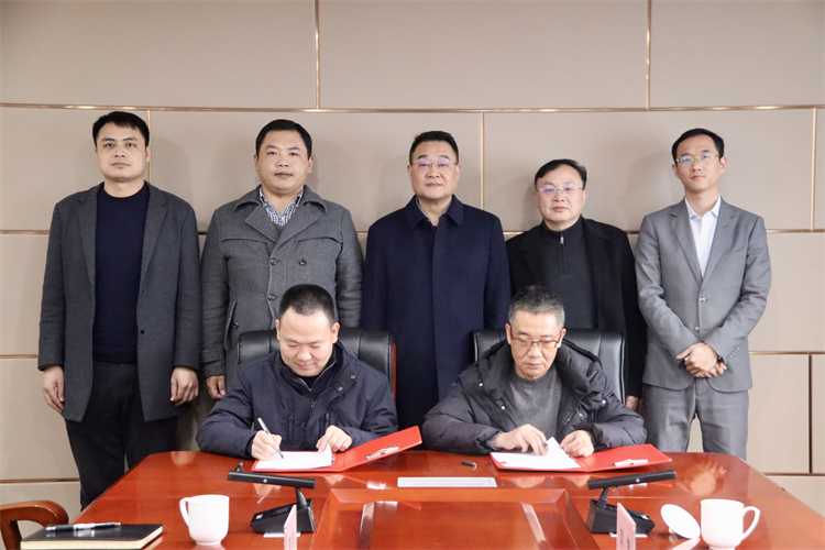澳门银银河7163与成都华荣市场经营管理有限公司成功达成战略合作